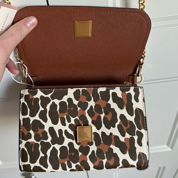 Tory Burch Emerson Printed Chain Wallet in Beige Reva Leopard NWT - Picture 5 of 14